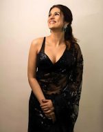 Georgette Designer Georgette Embroidered Sarees (Black) - Image 3